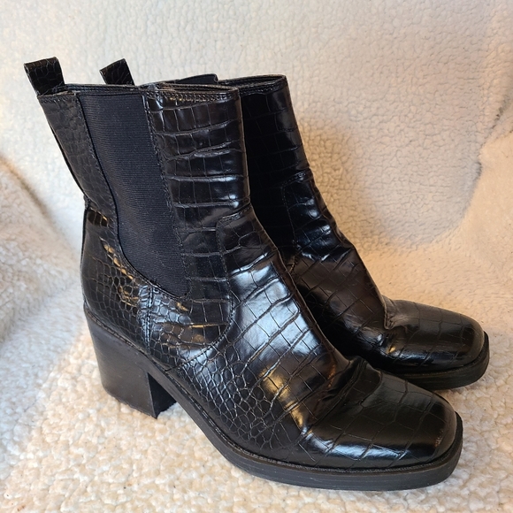 Bleecker & Bond - Rita - Croc print booties - Picture 4 of 11